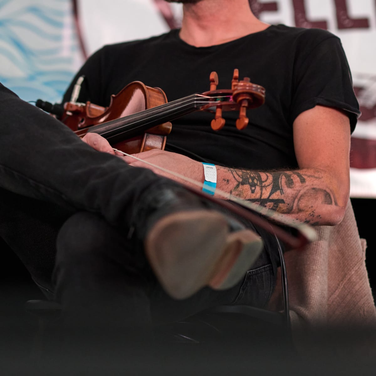 Musicien avec son instrument