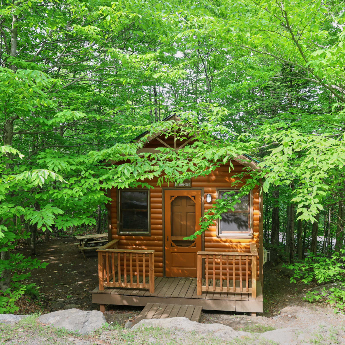 Sommet Morin Heights’ Camping and Cabins
