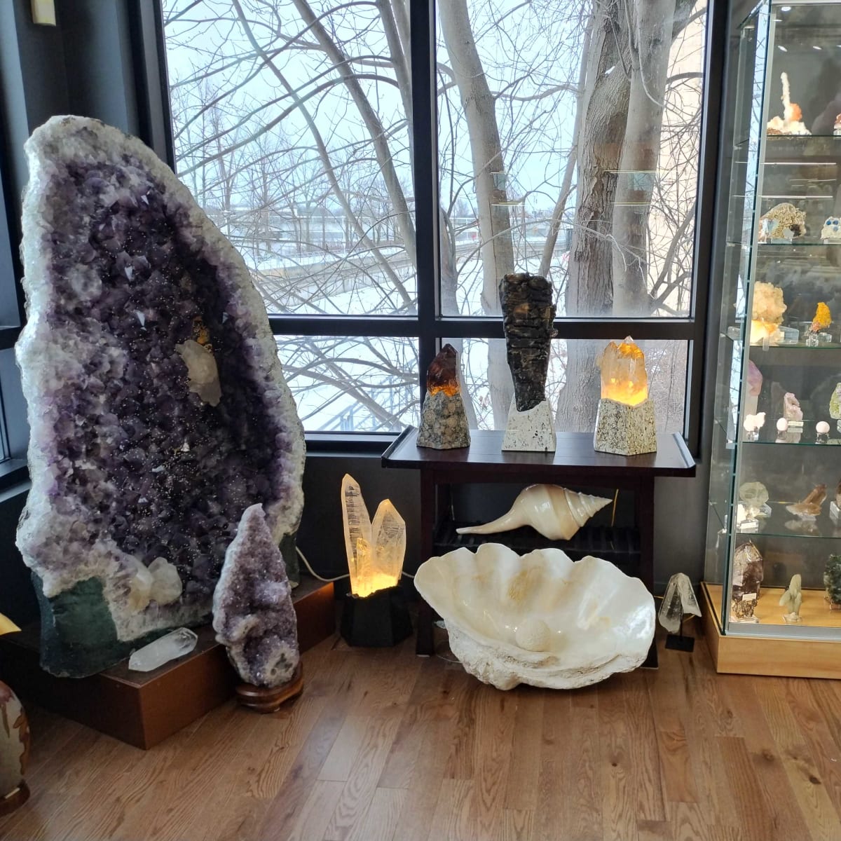 Lux Æterna Collection - Pieces of quartz, minerals and crystals