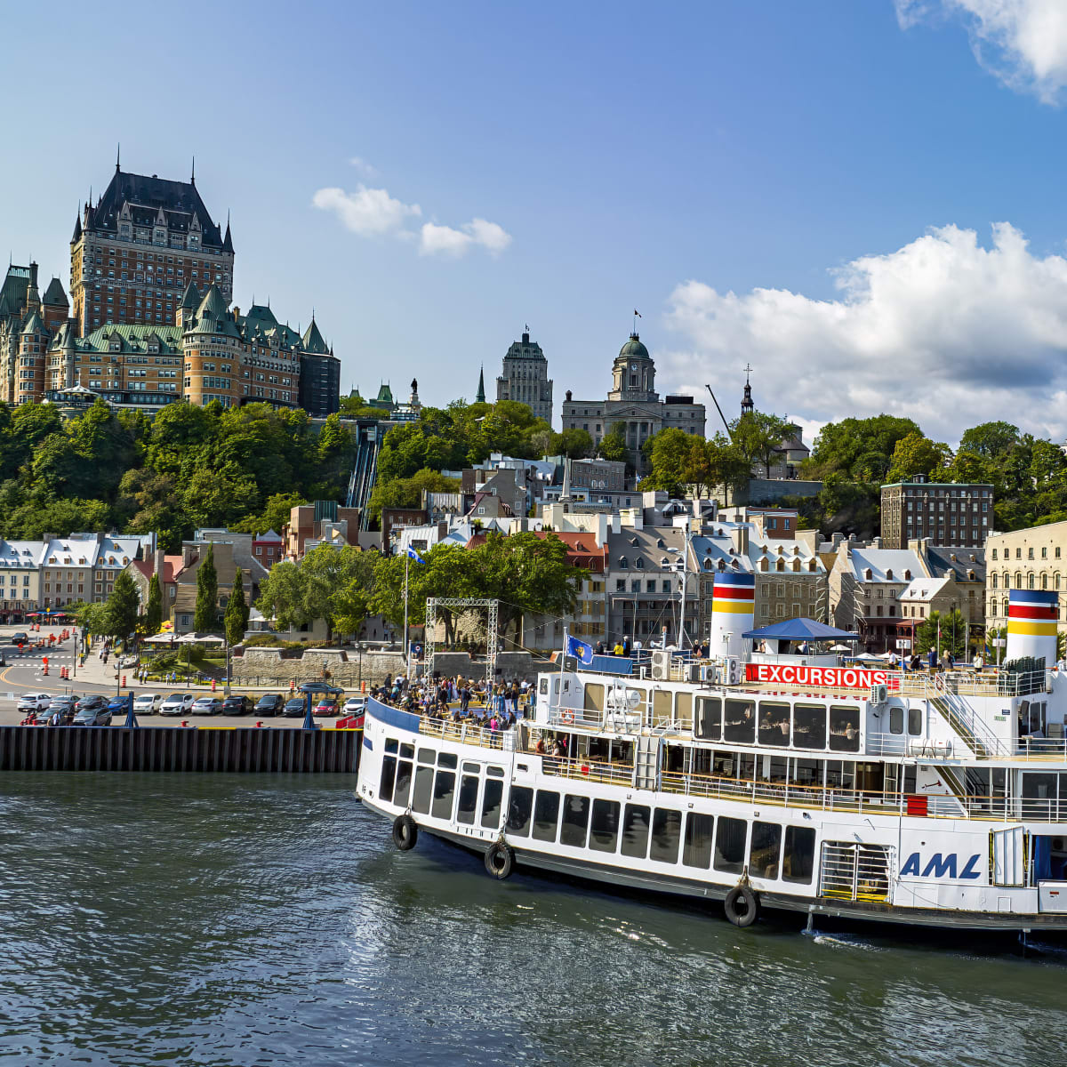 Croisières AML (Lévis) : quai Québec