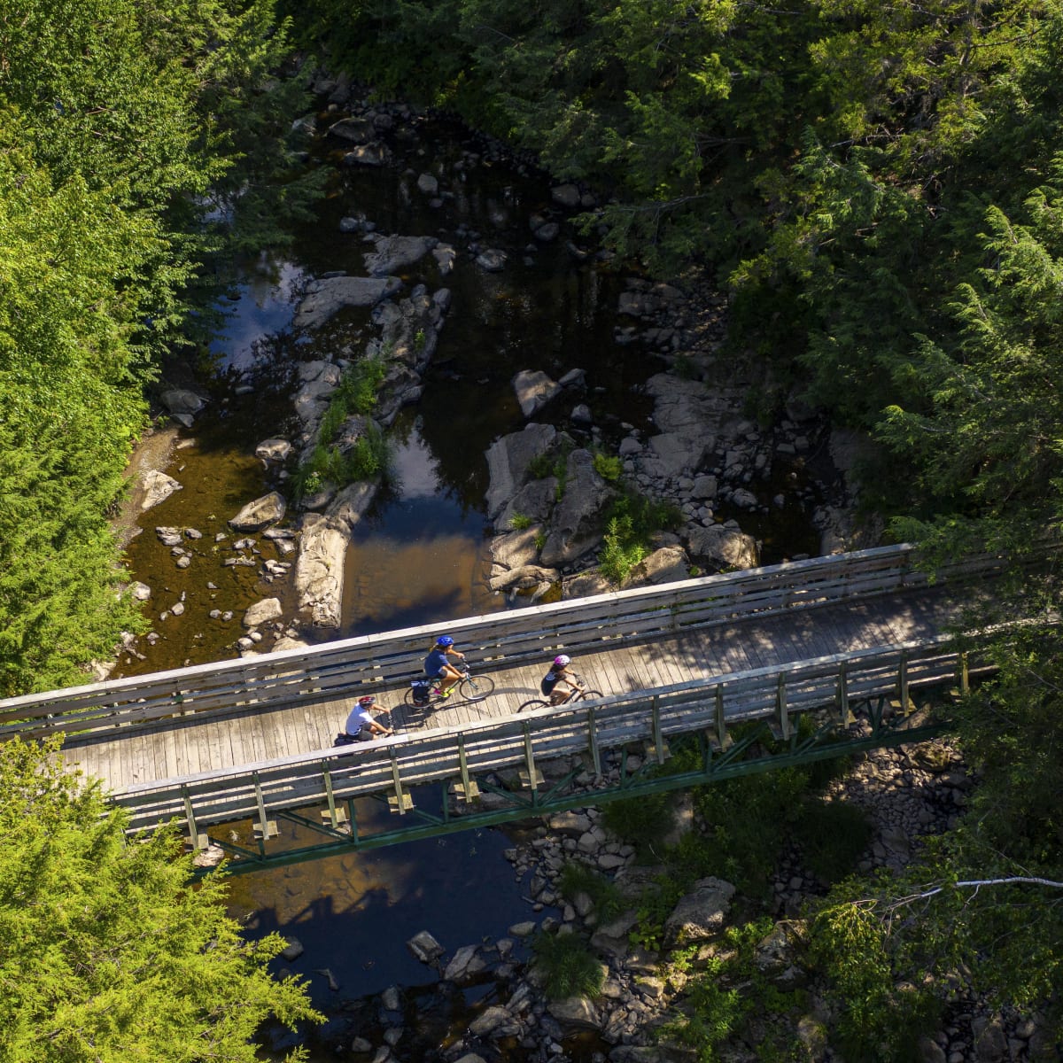 Plan aérien d'une piste cyclable - Drummondville