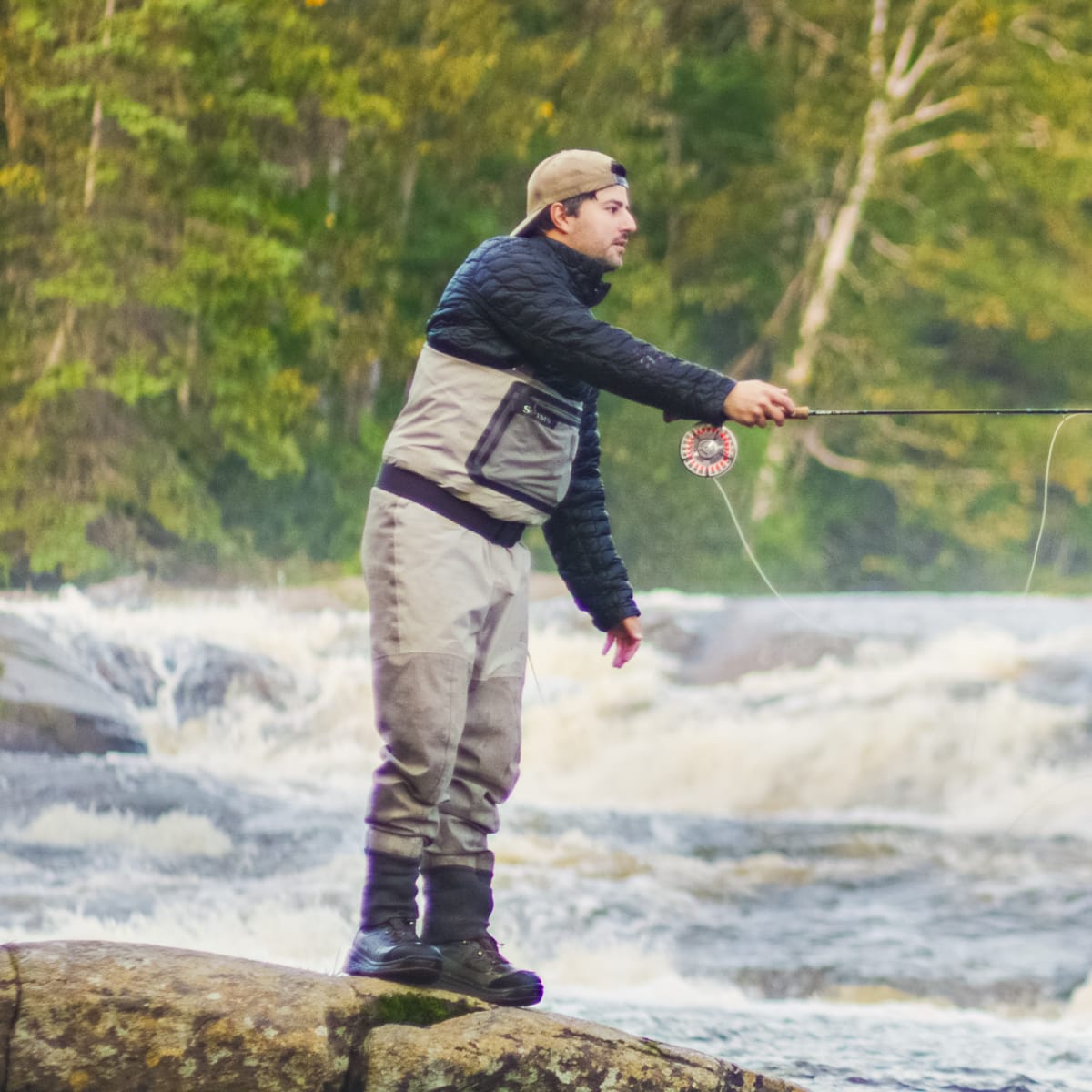 Your adventure begins in Saguenay–Lac-Saint-Jean - Fly fishing
