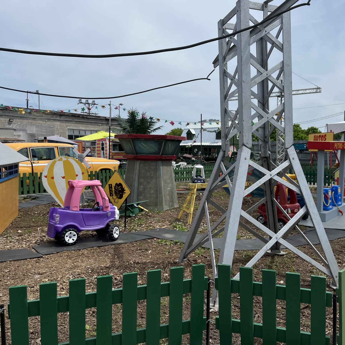 Morisset Studios - Petit parc thématique pour enfants