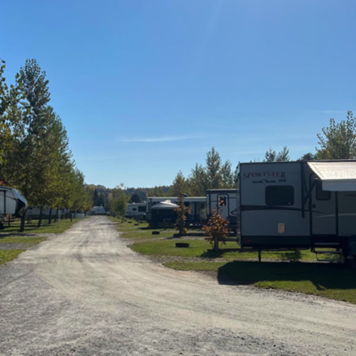 chalets_camping_lac_aux_sables_1