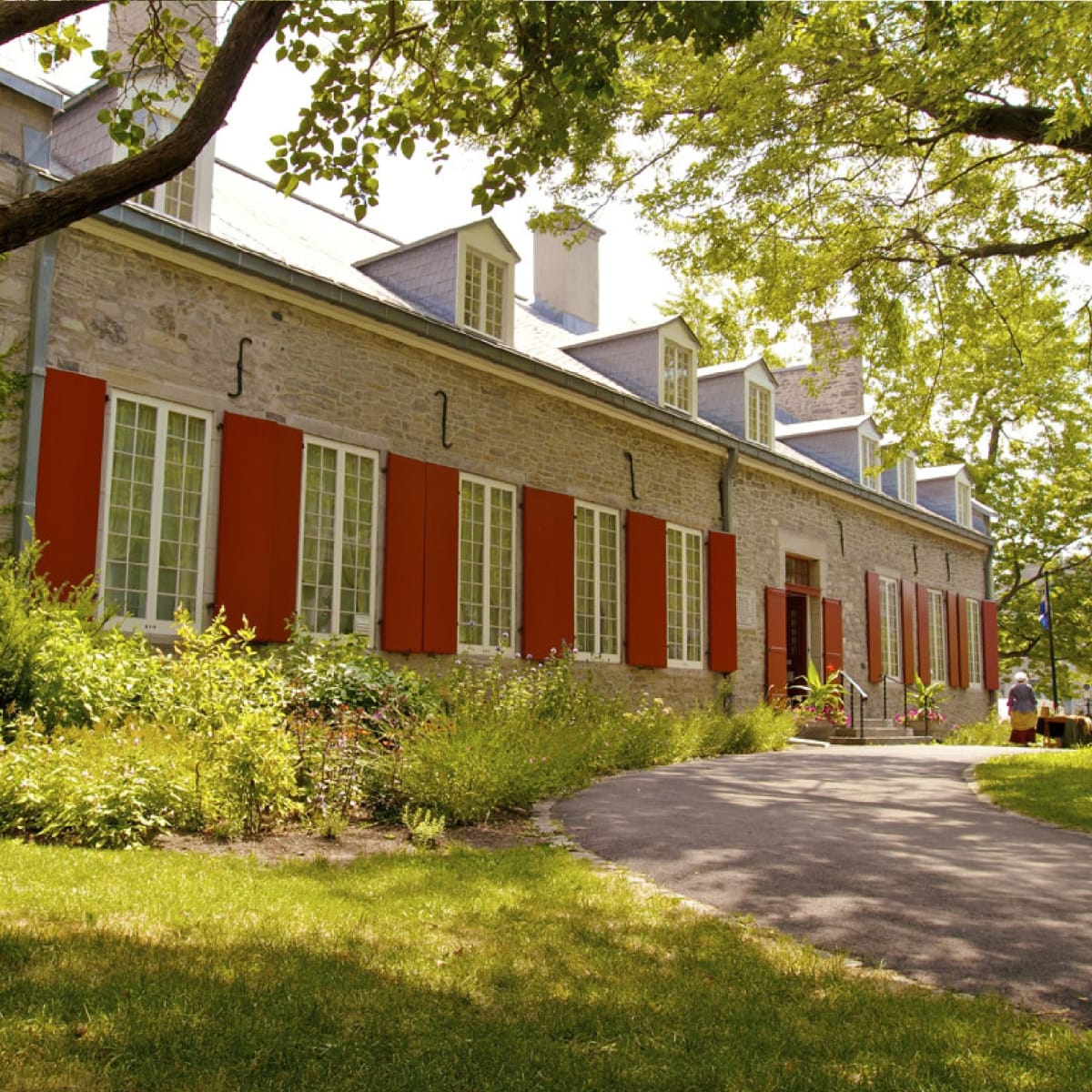 chateau_ramezay__musee_et_site_historique_de_montreal_3
