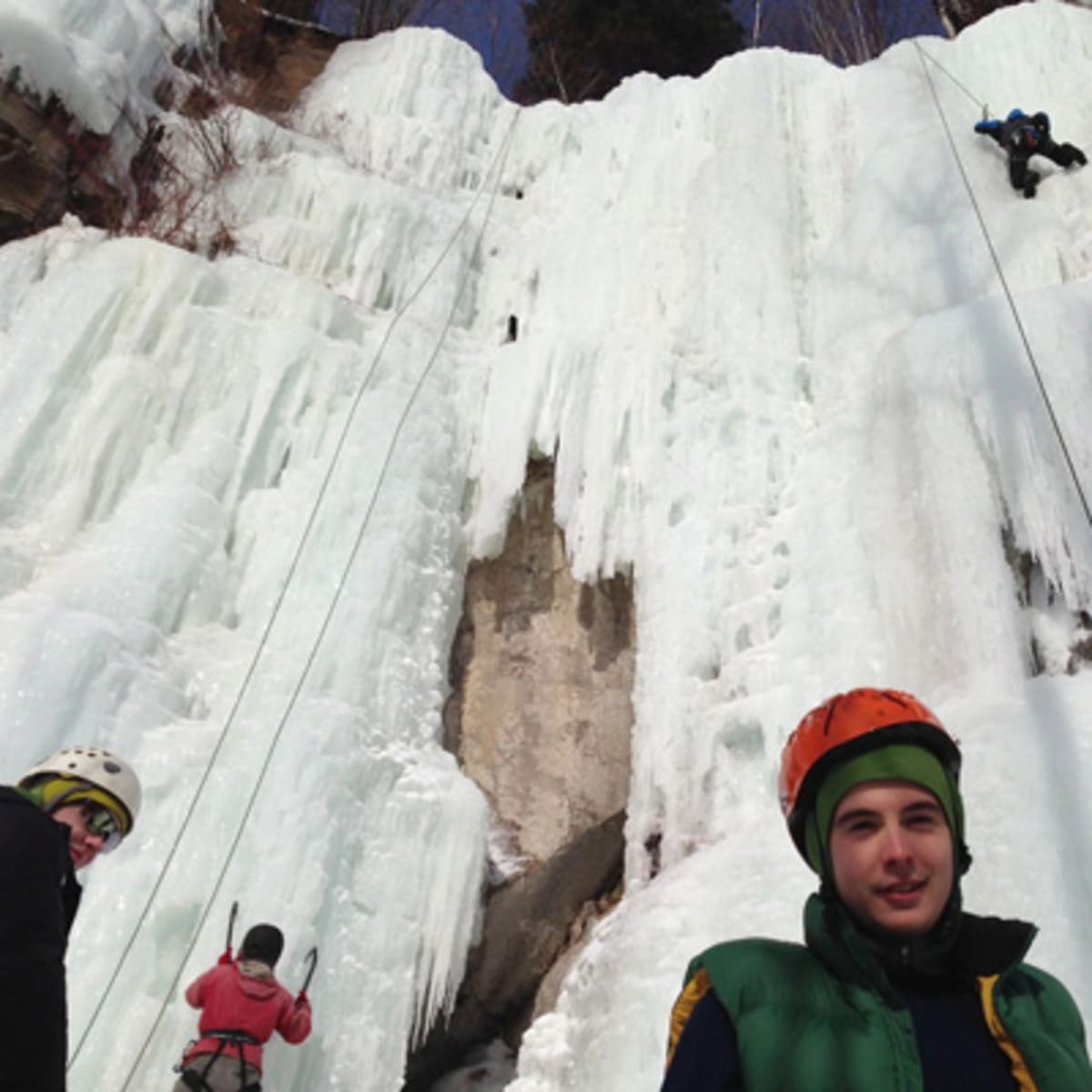 club_de_montagne_du_saguenay_1_h