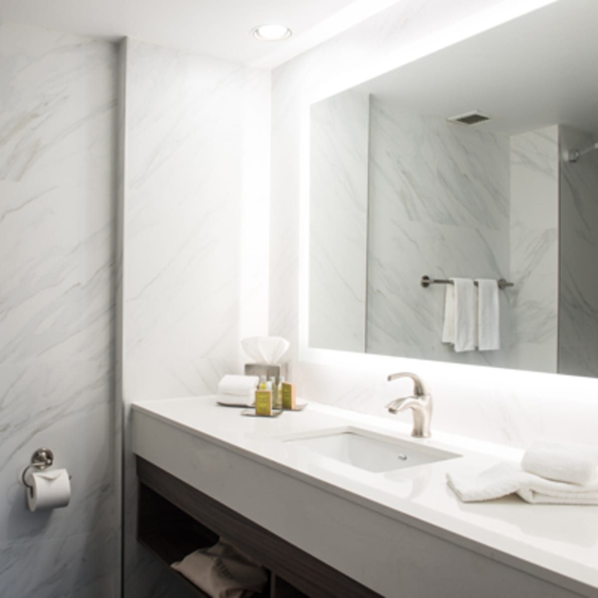 doubletree_by_hilton_gatineau_ottawa_5