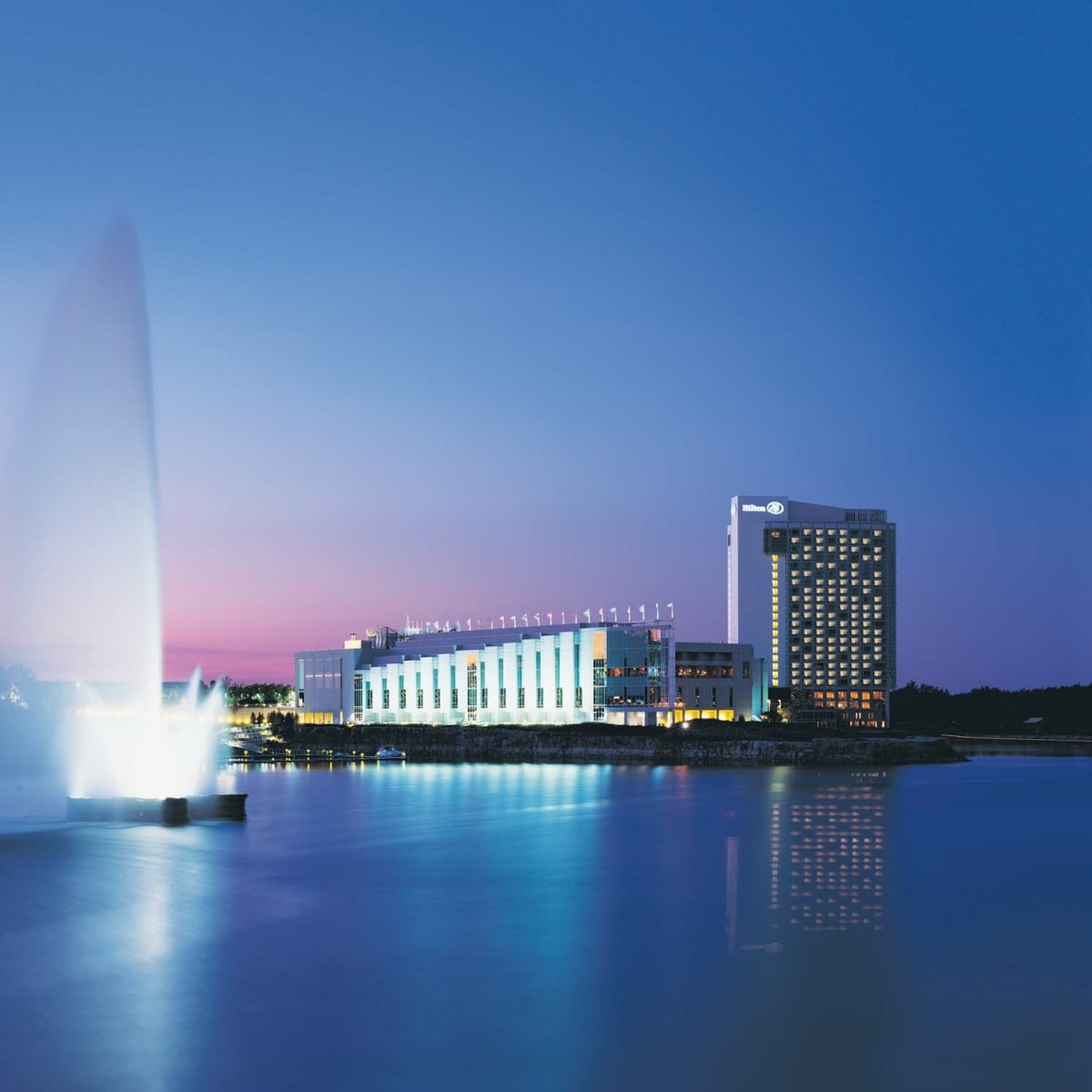 hilton_lac_leamy_1