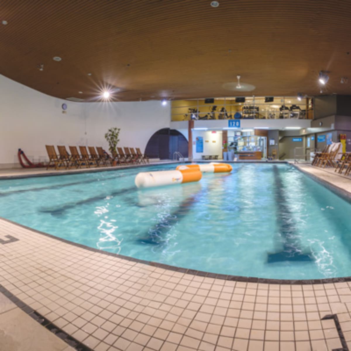hotel_et_centre_des_congres_le_montagnais_9