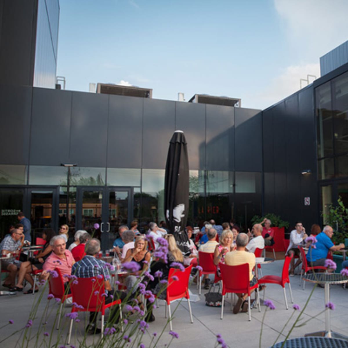 le_carre_150_espace_culturel_10
