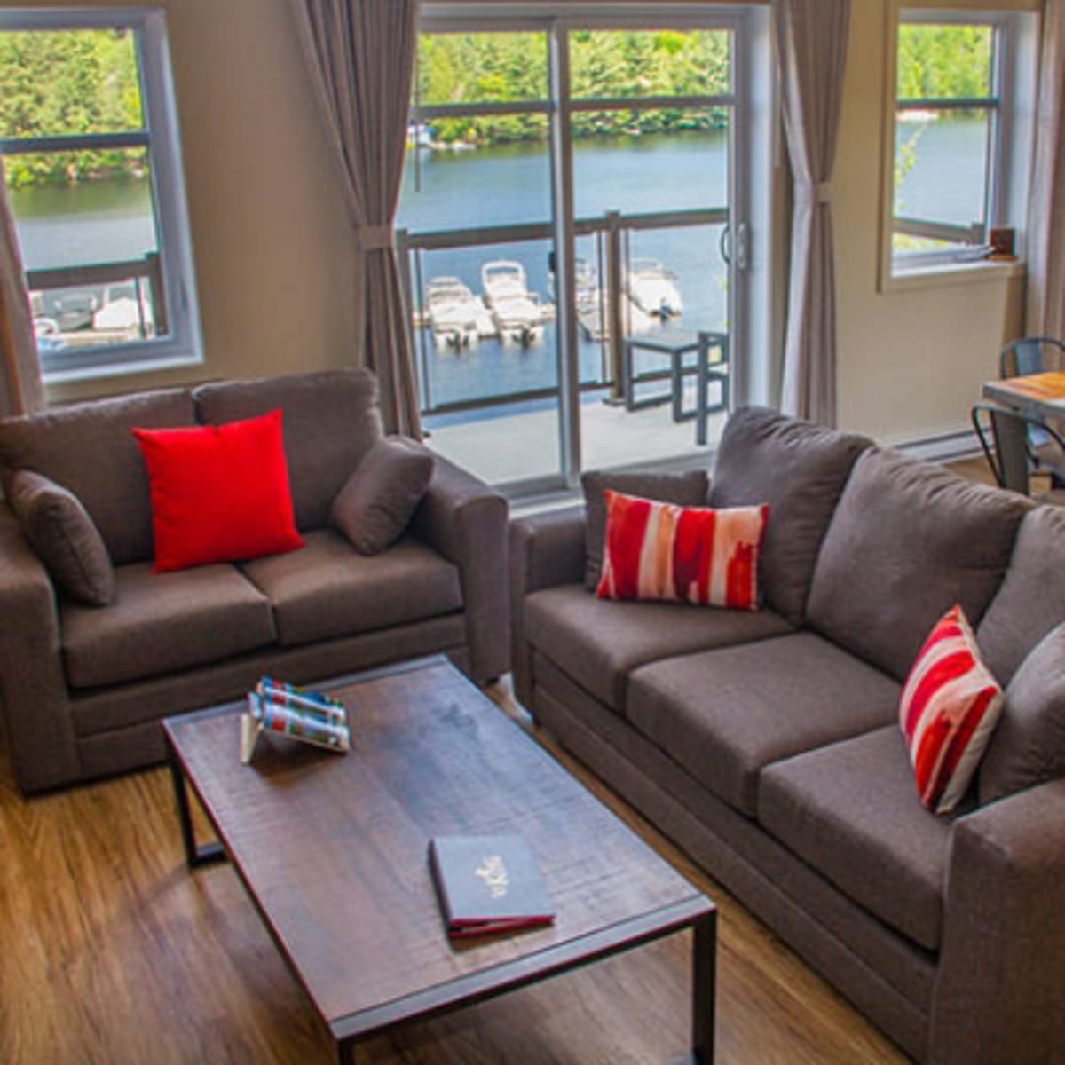 le_viking_resort__marina_5
