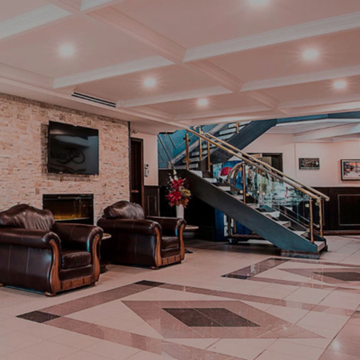 motel_lescale_hotel_suite_1