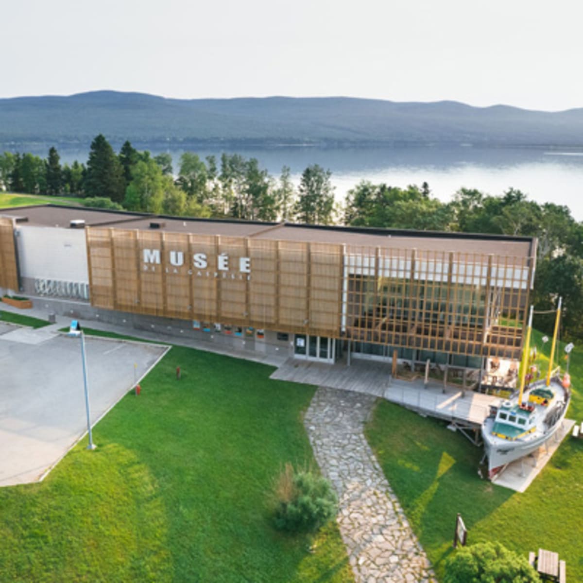 musee_de_la_gaspesie_et_monument_a_jacques_cartier_1