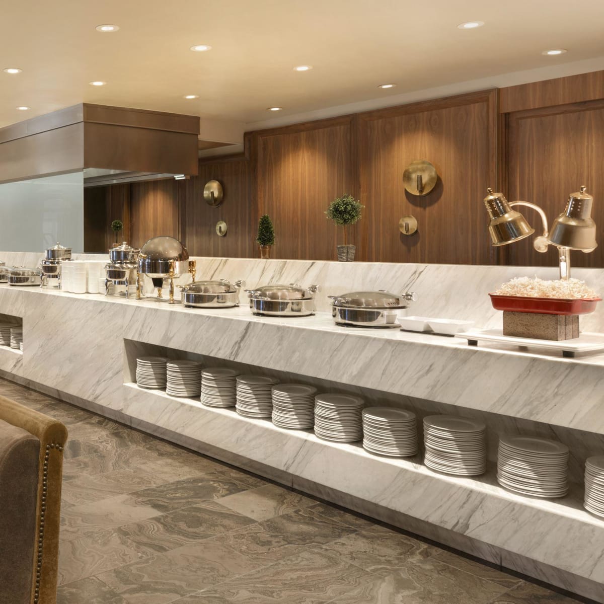 Buffet station