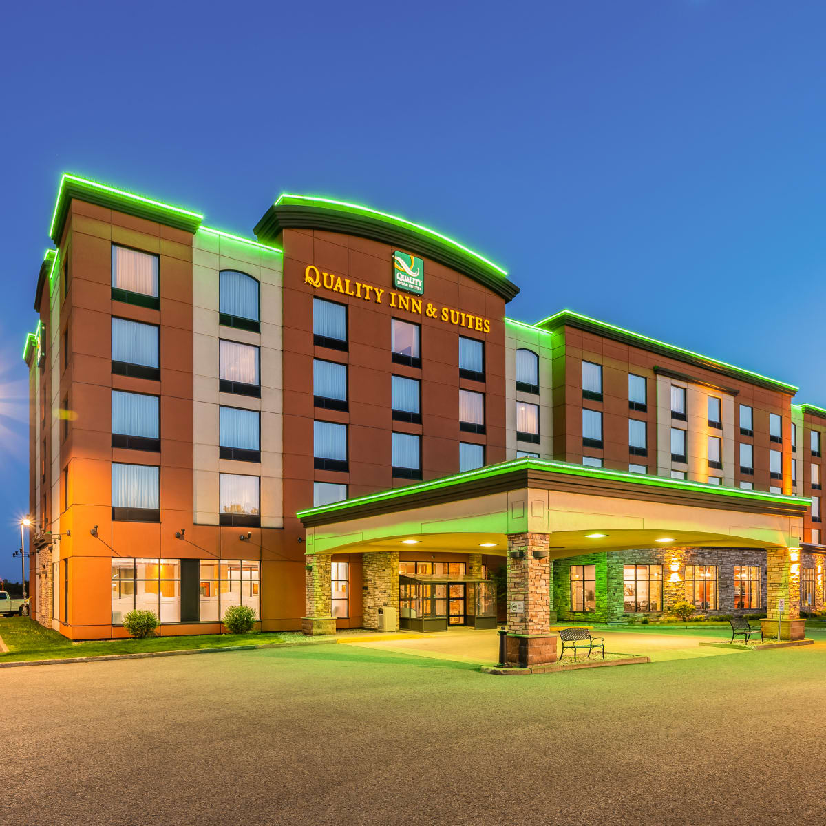 Quality Inn & Suites Lévis