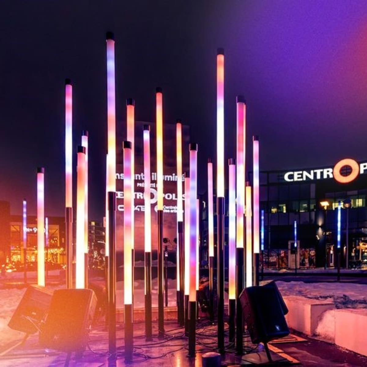 Outdoor multimedia display at Centropolis in Laval.