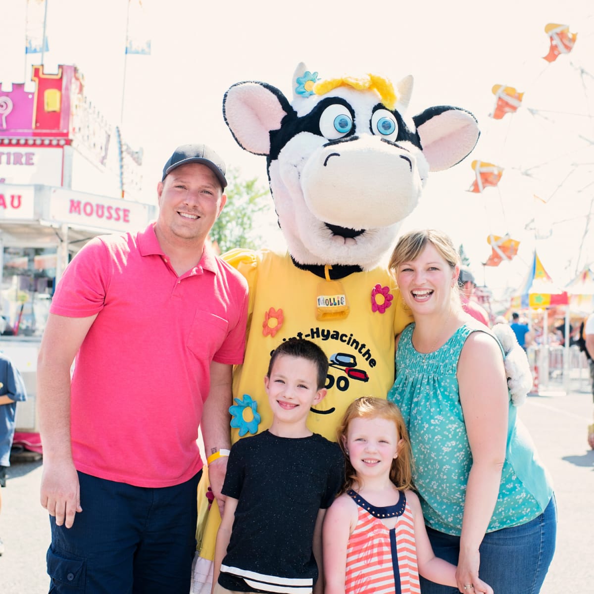 Family at Expo agricole