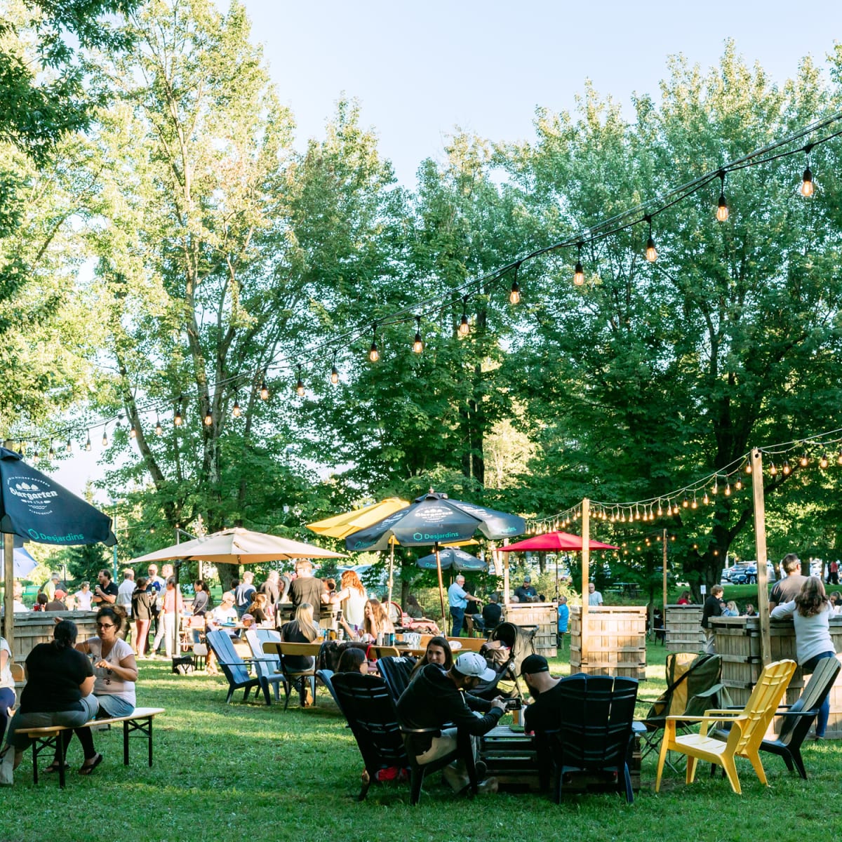 Outdoor patio in the L'Érable region