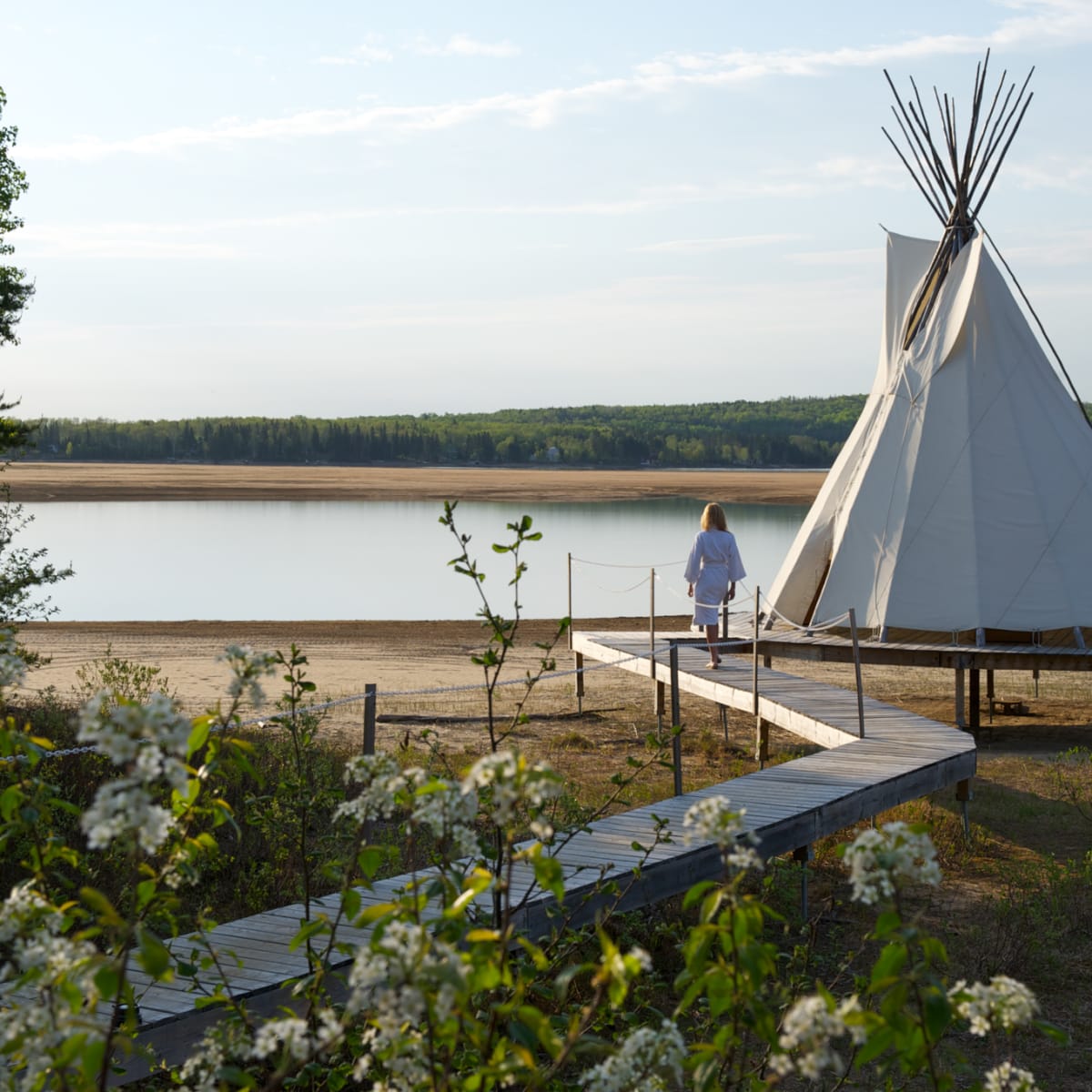 Treat yourself to a relaxing spring getaway in Quebec