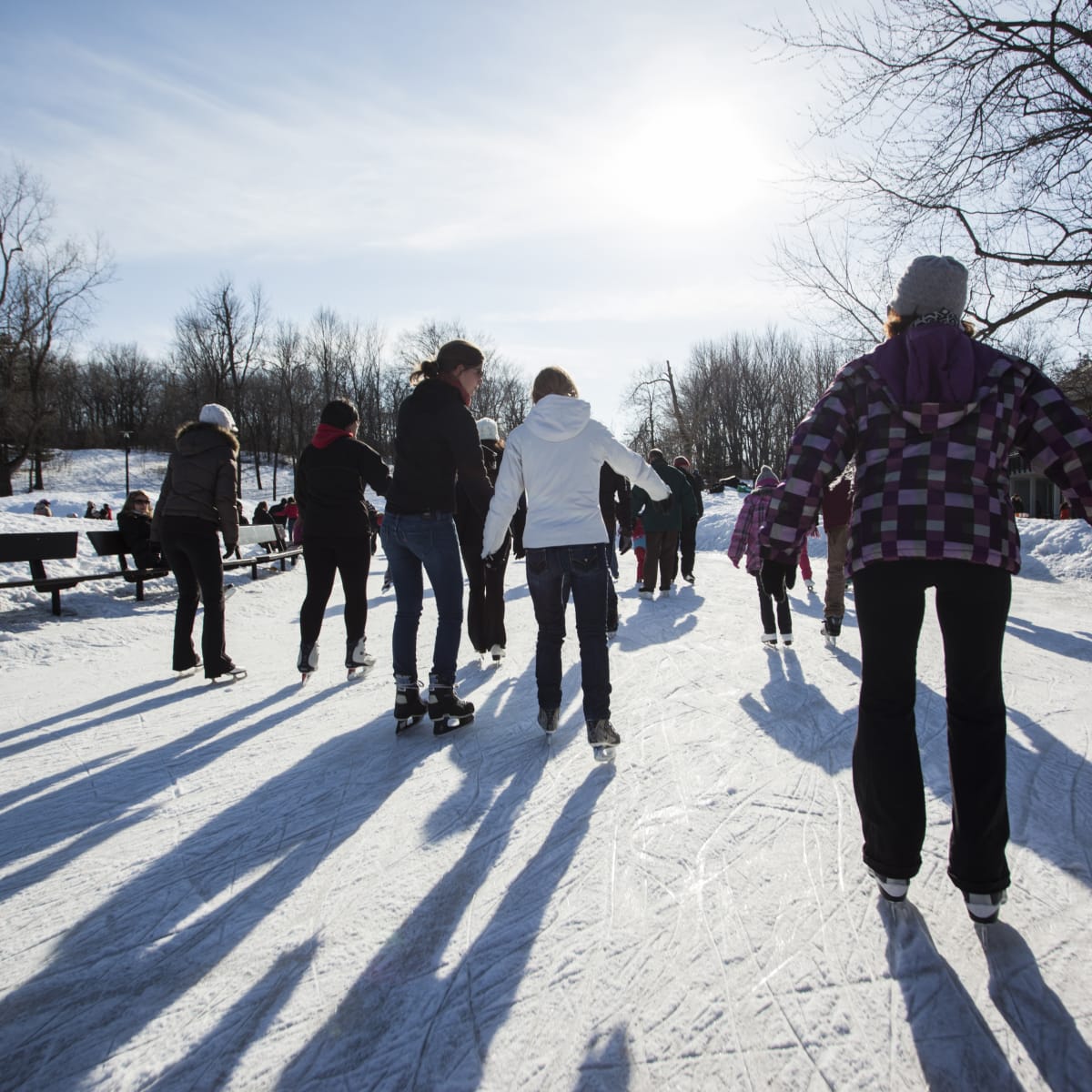 Crowd of skaters in Montréal.