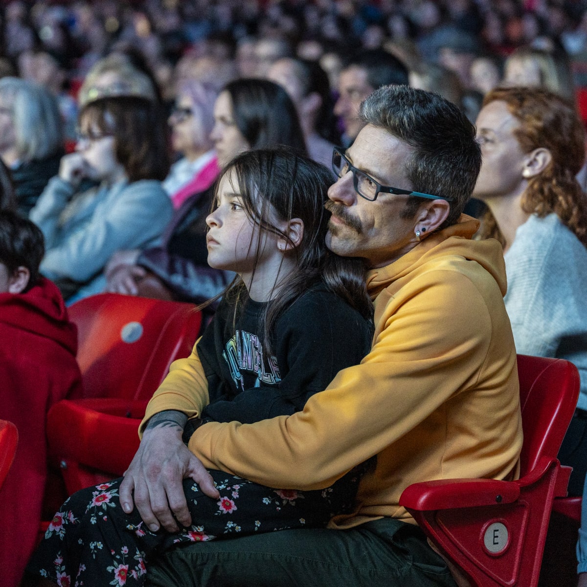Crowd attending a show at the Amphithéâtre Cogeco
