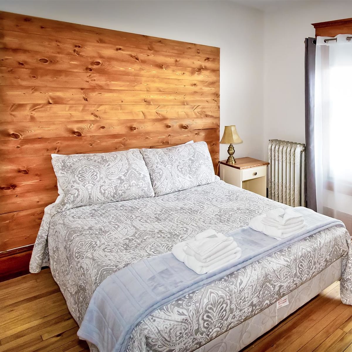 Chambre de l'Auberge Ayer's Cliff.