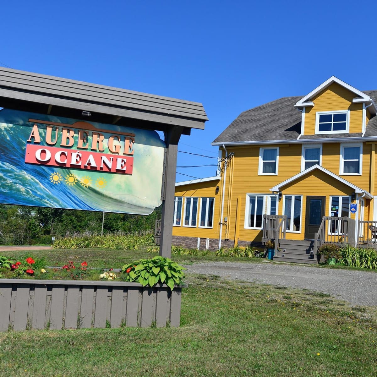 Façade de l'Auberge Océane.