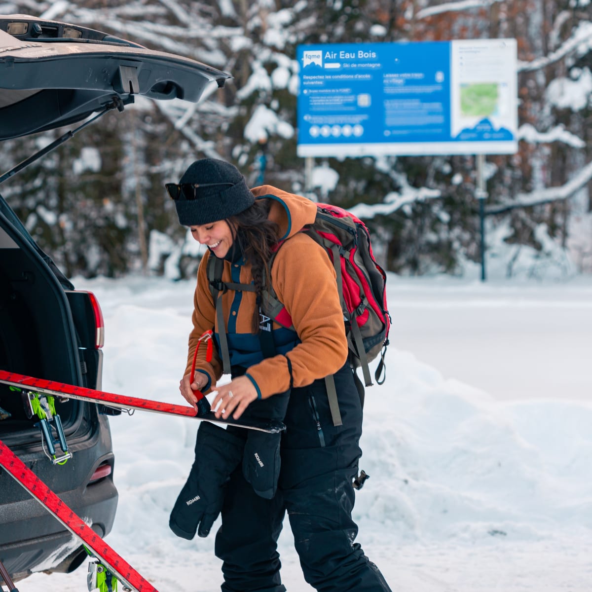 Winter hiking at the Base de plein air Air-Eau-Bois.