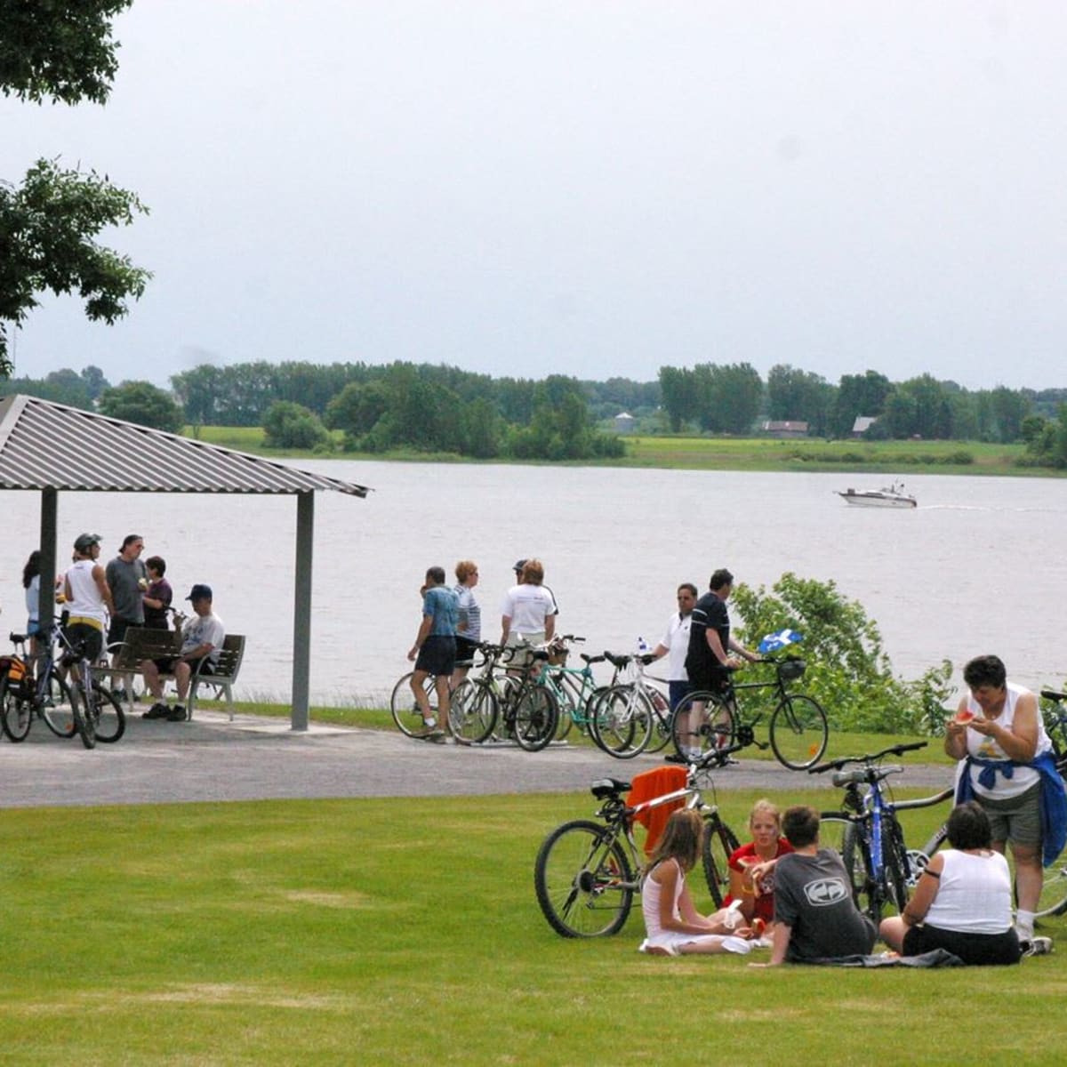 A group of people at the lake.