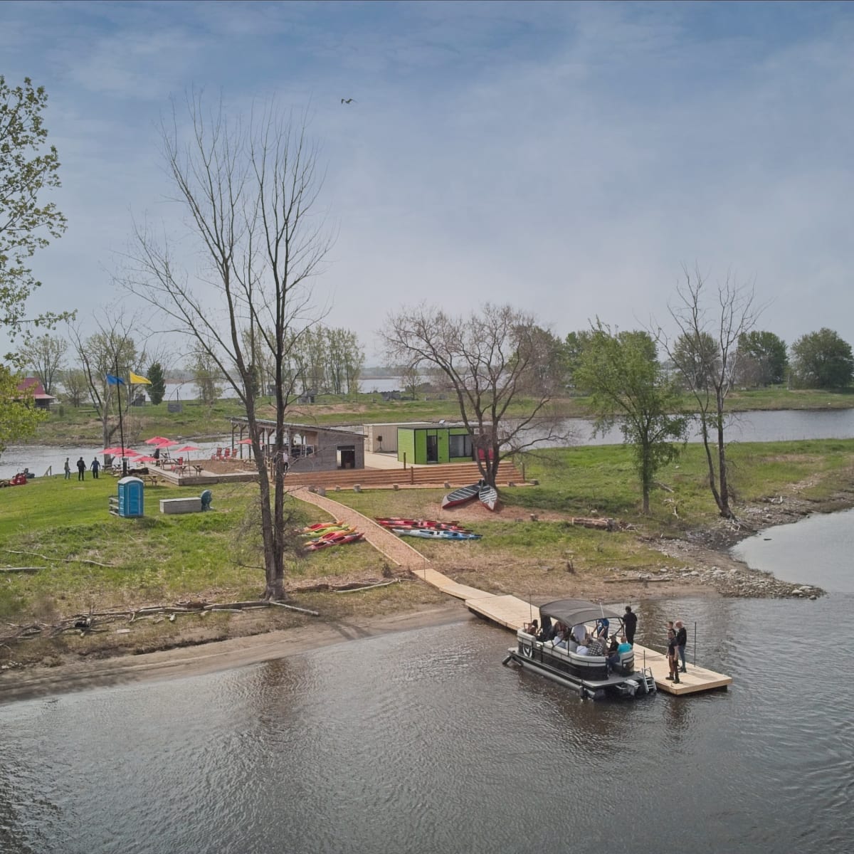 Aerial view of the quay at Base nautique de Repentigny.