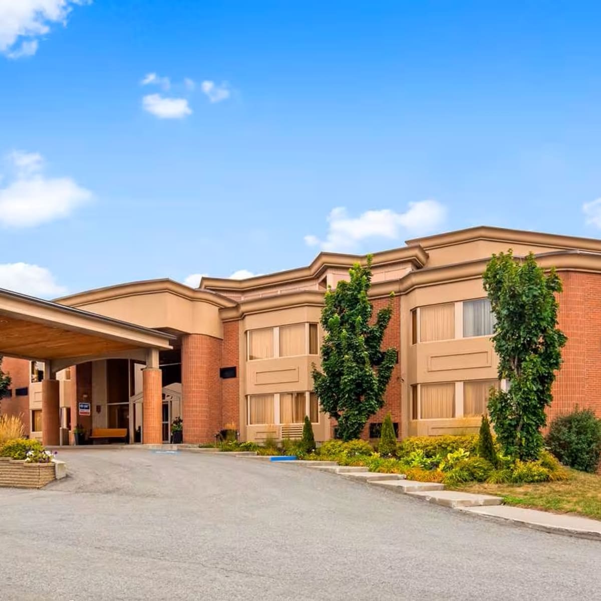 Best Western Laval-Montréal - Exterior