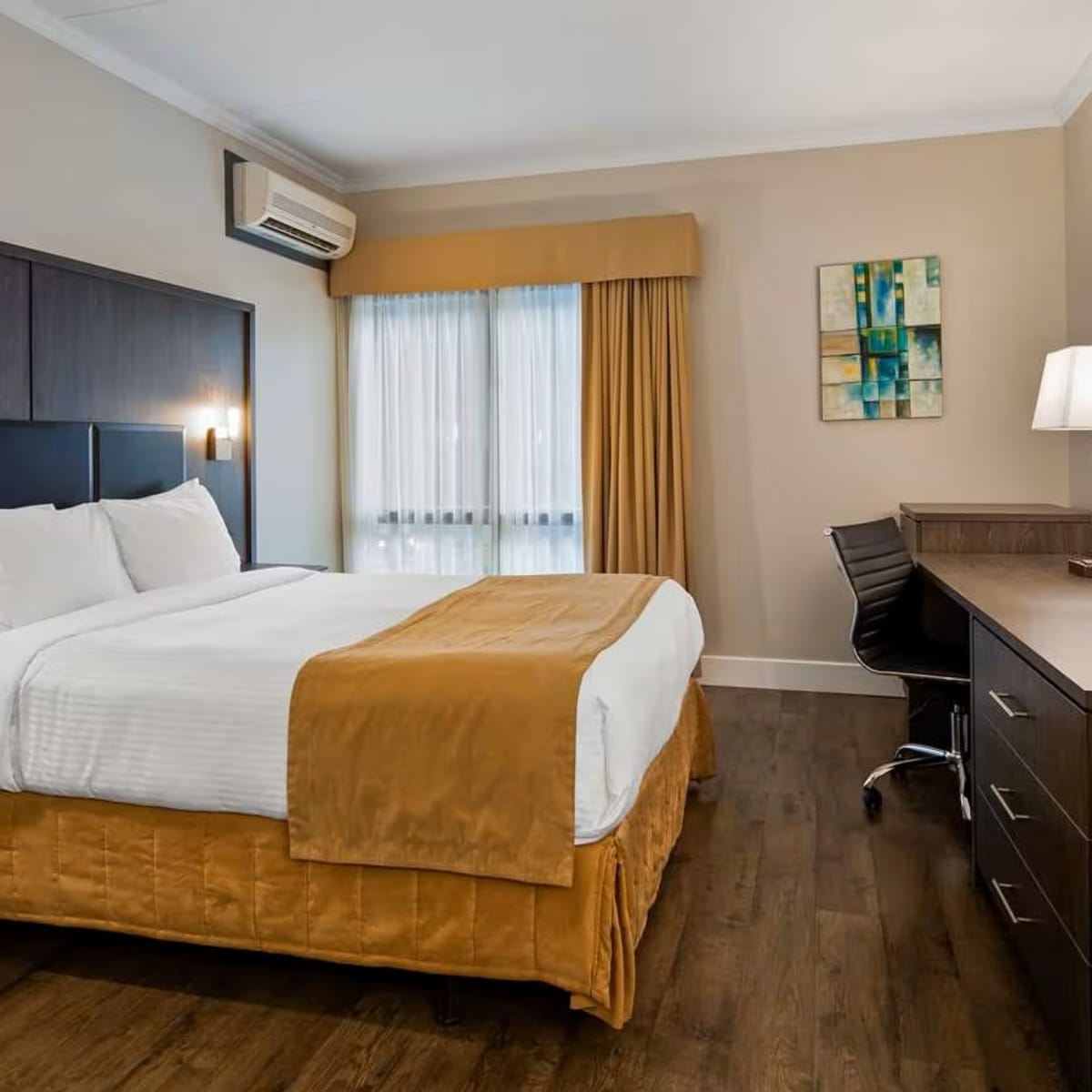 Best Western Laval-Montréal - Room with one bed