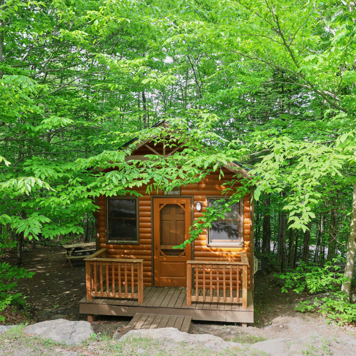 Sommet Morin Heights’ Camping and Cabins