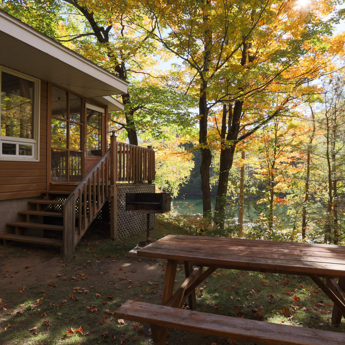 Chalets Lanaudière during fall.