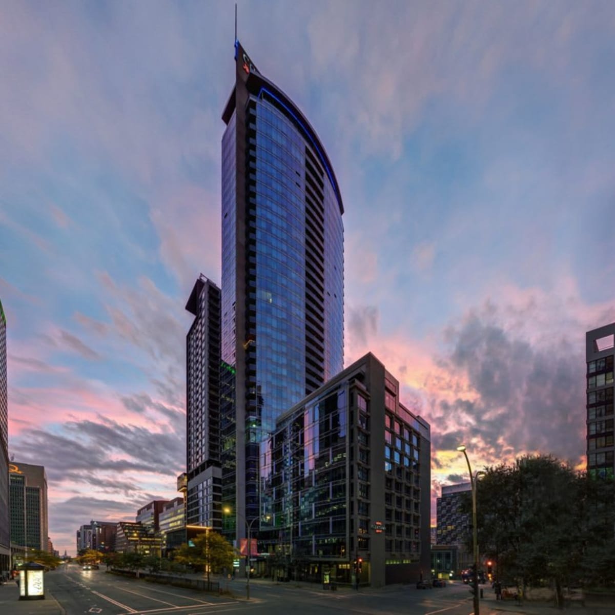 Façade du Courtyard by Marriott Montréal Centre-ville