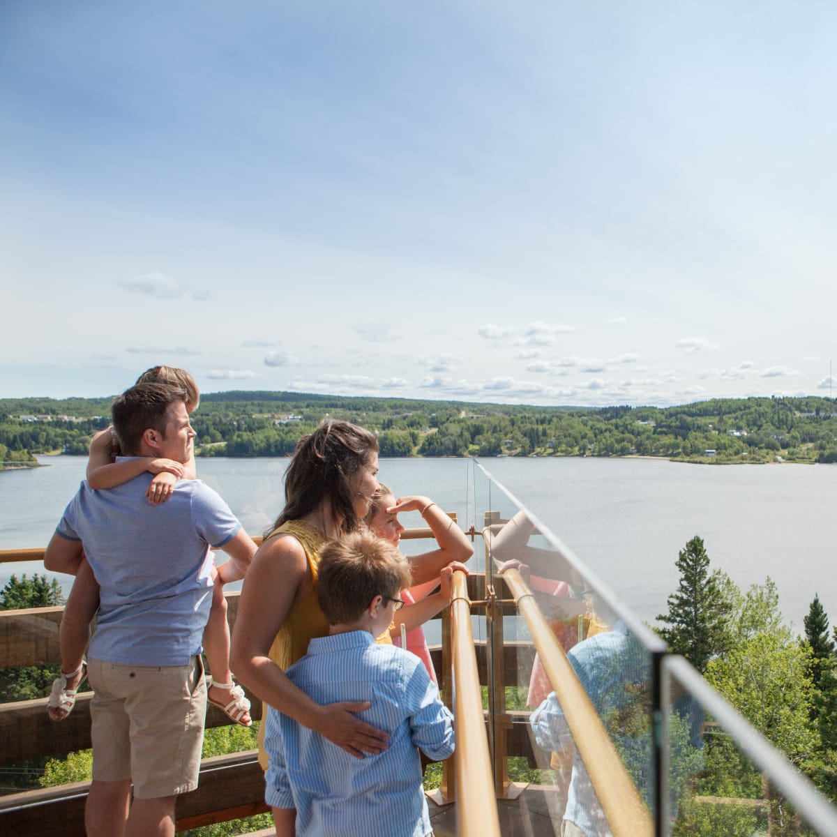 Family at a lookout at Ermitage Saint-Antoine.