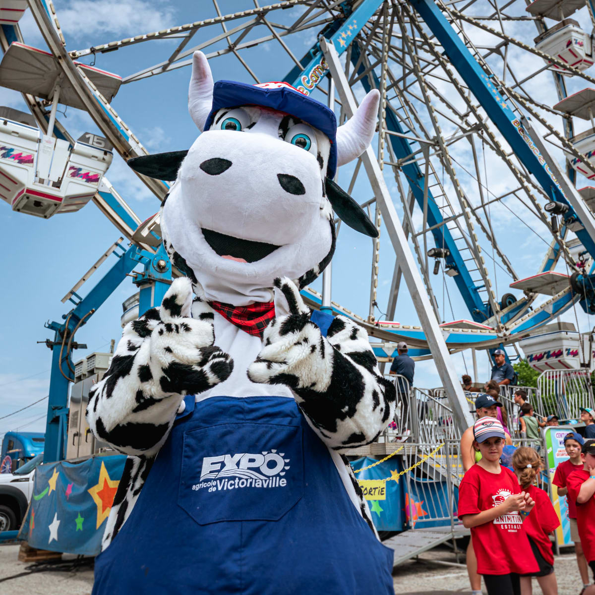 Mascot of the Exposition agricole de Victoriaville.