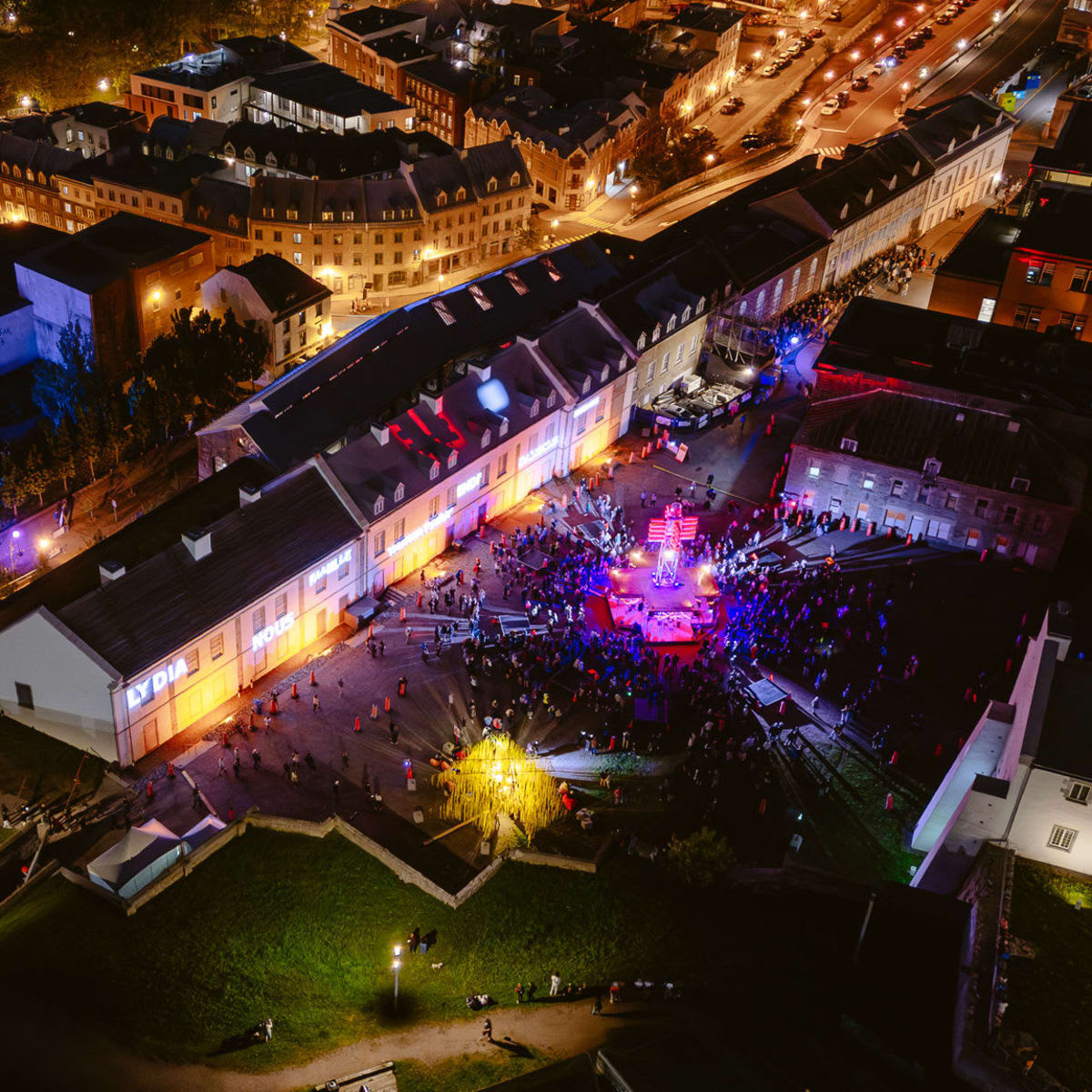 Aerial view of the outdoor areas of the Festival Carrefour.