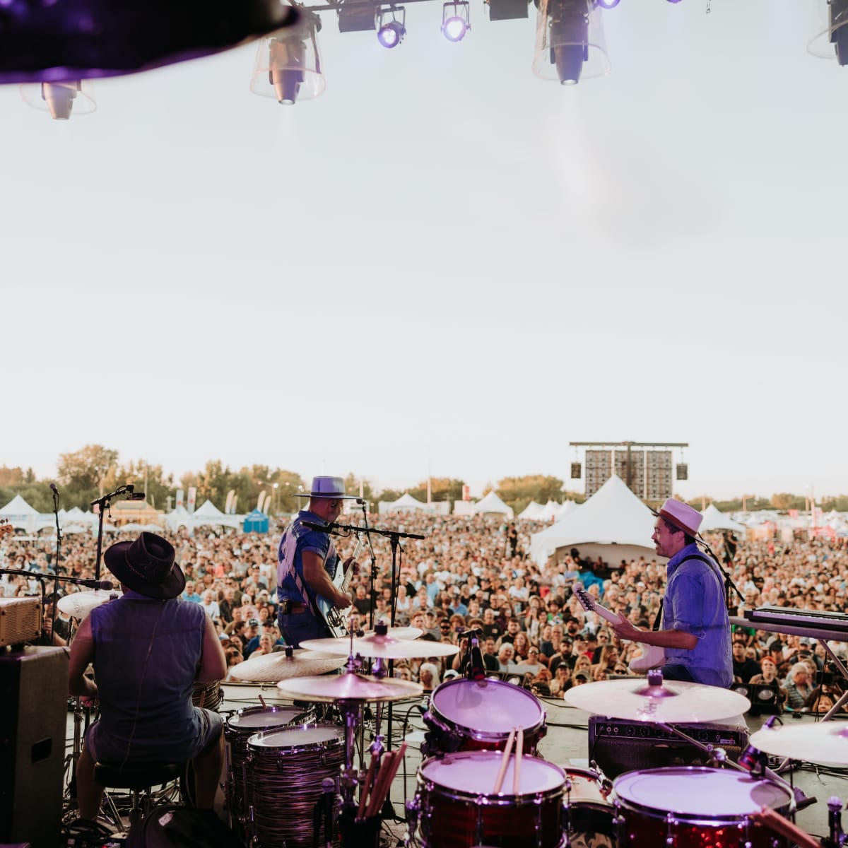 Musical show at the Gatineau Hot Air Balloon Festival.