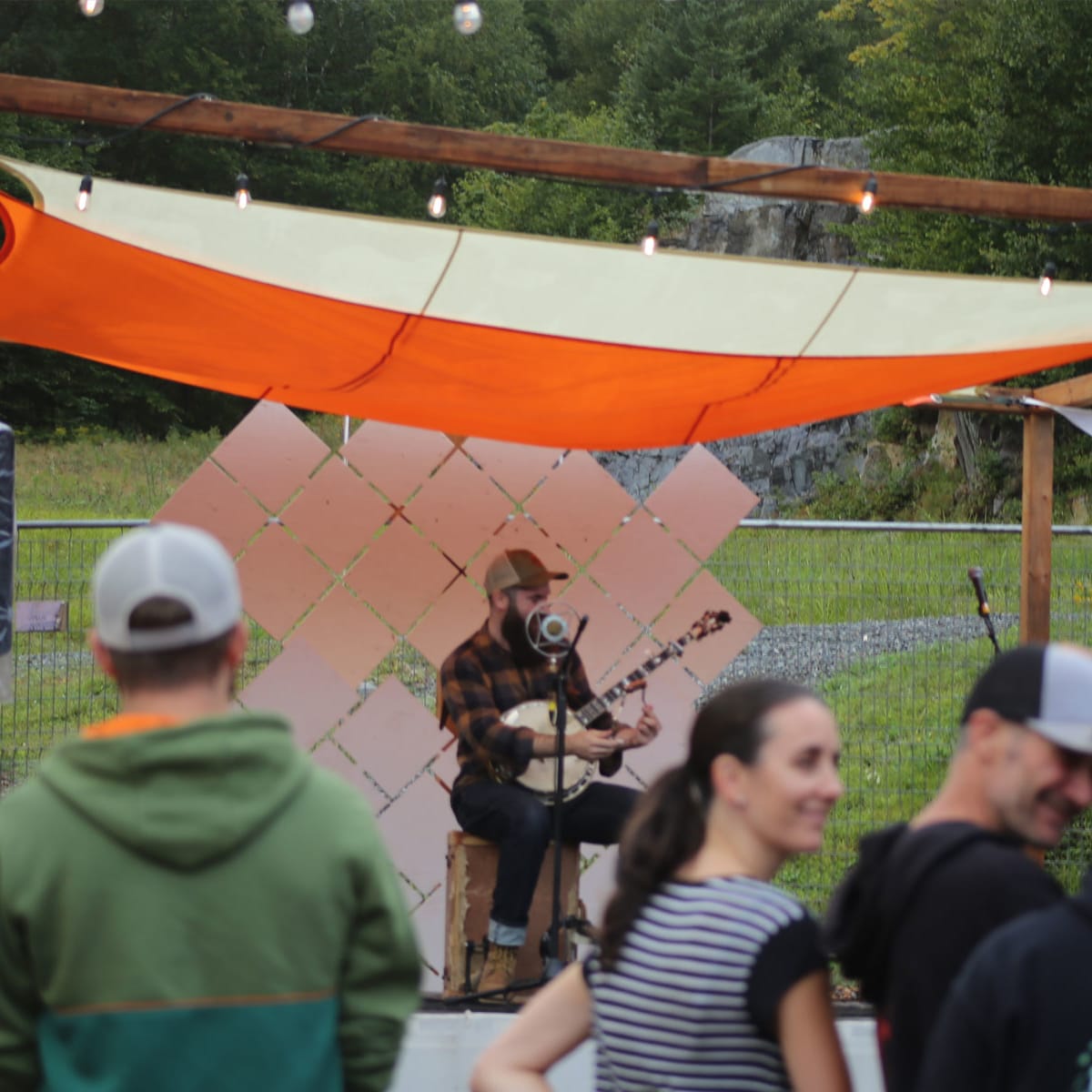 FOCUS Festival - A musician on a small stage
