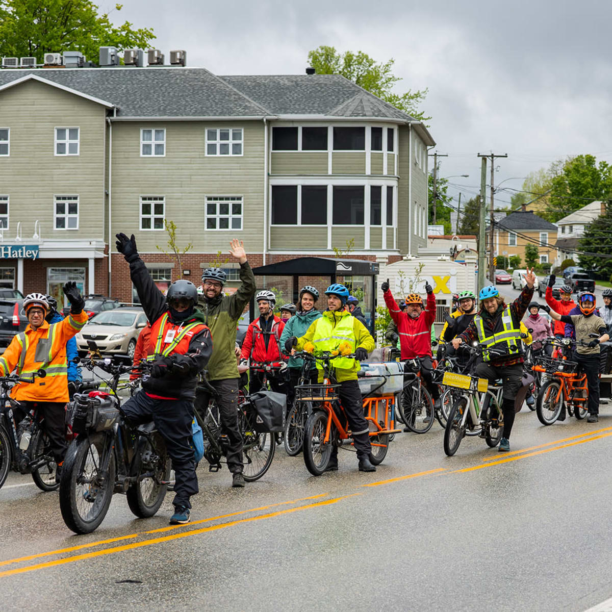 Cyclistes à la Fête du vélo de Sherbrooke.