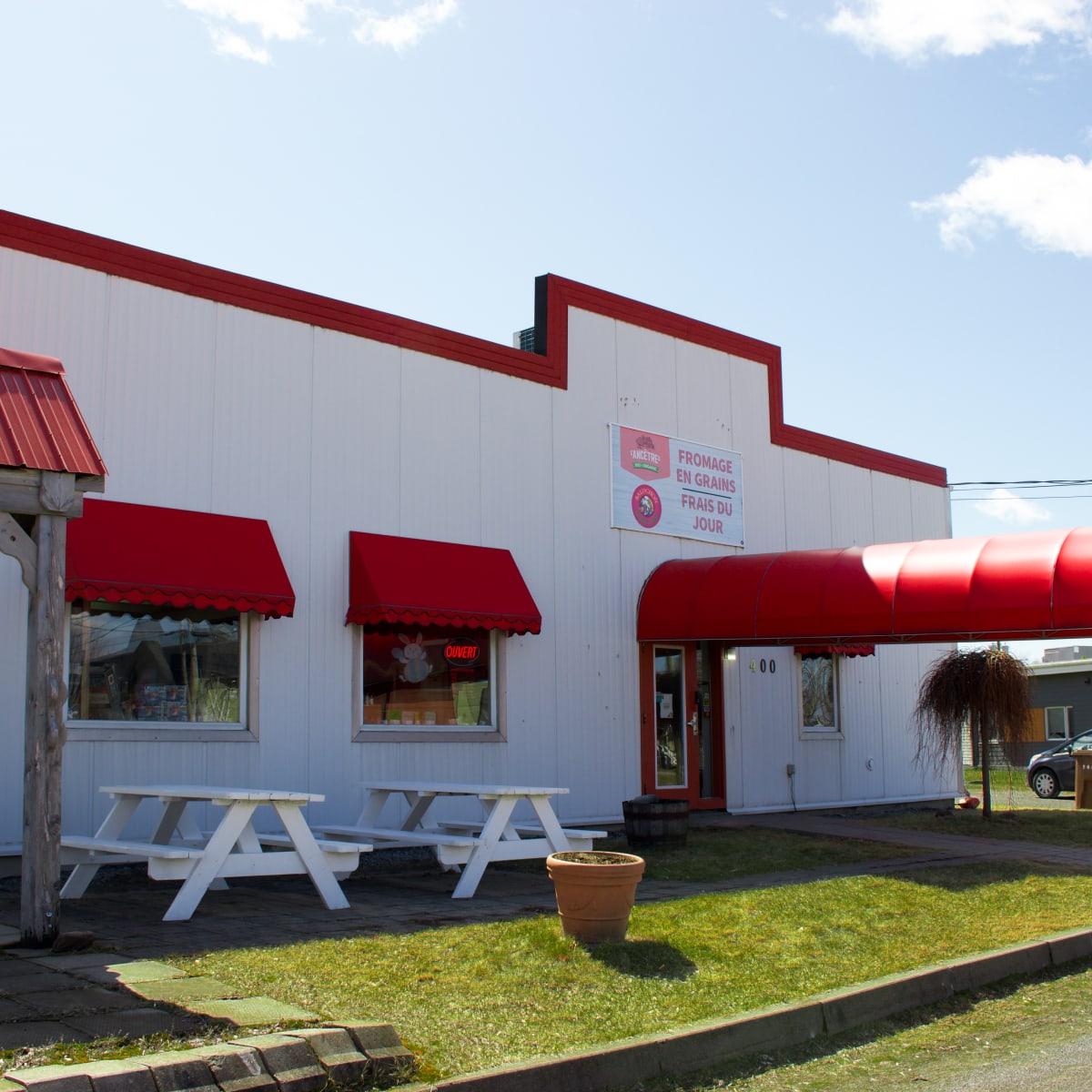 New location for fromagerie de l'Ancêtre.