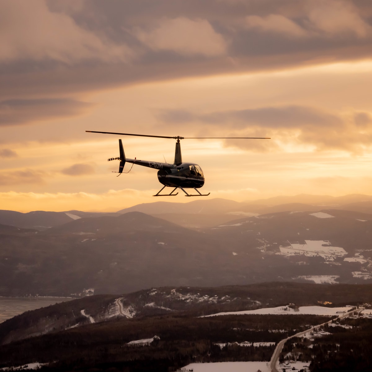 Helicopter - Héli-Charlevoix.