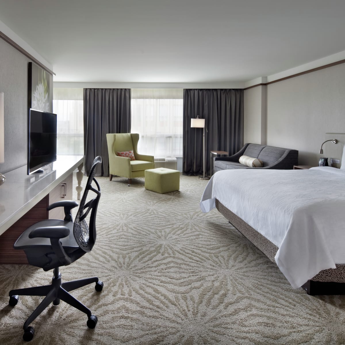 Hilton Garden Inn Montreal Airport - Bedroom