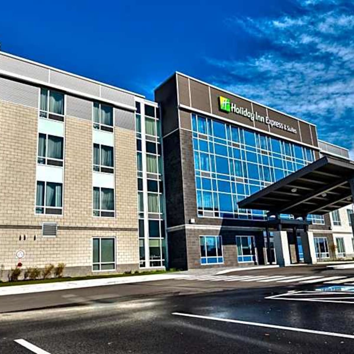 Holiday Inn Vaudreuil-Dorion.