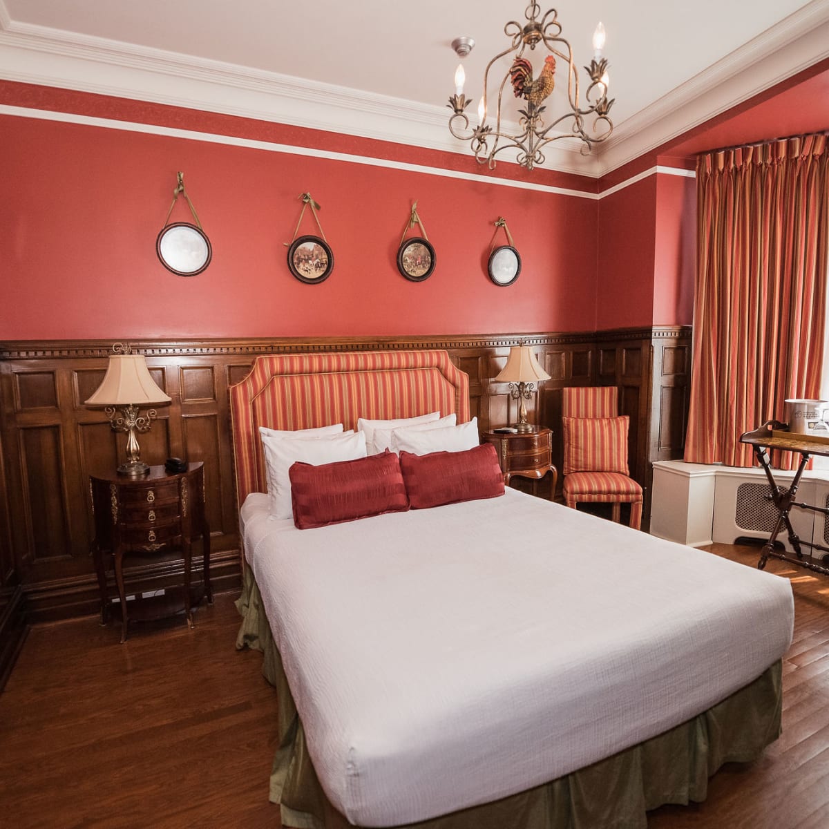 Chambre Supérieure à l'Hôtel Manoir Sherbrooke.