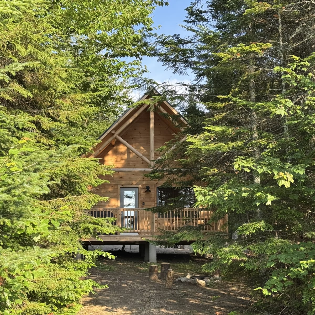 Huttopia Les Deux Lacs – Laurentides 