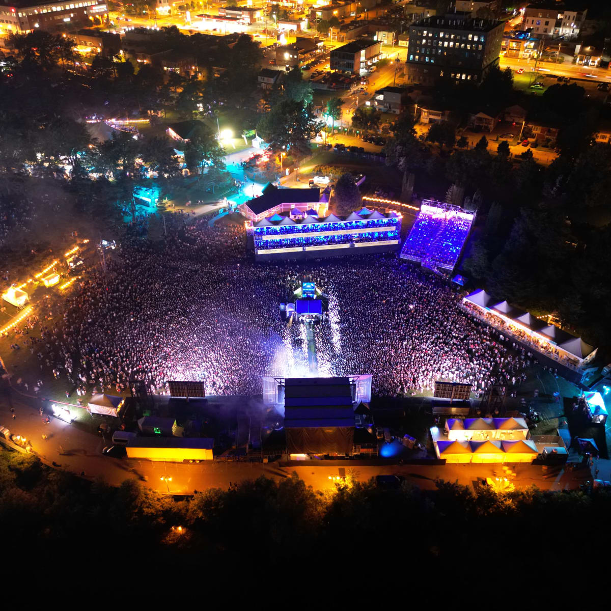 Aerial view of a crowd
