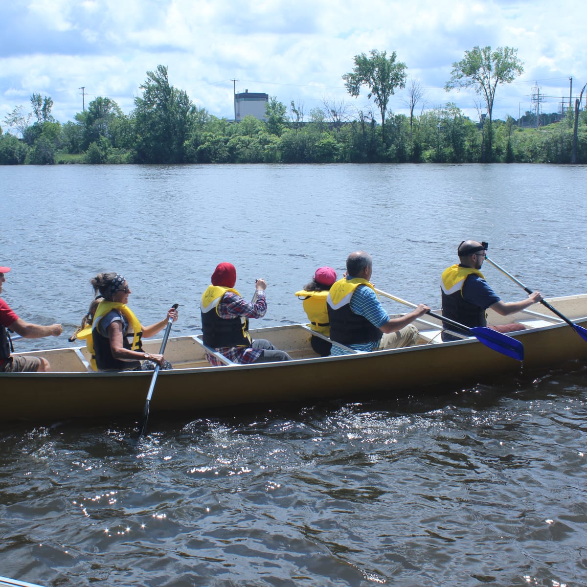 Rabaska at De la Lievre nautical center.