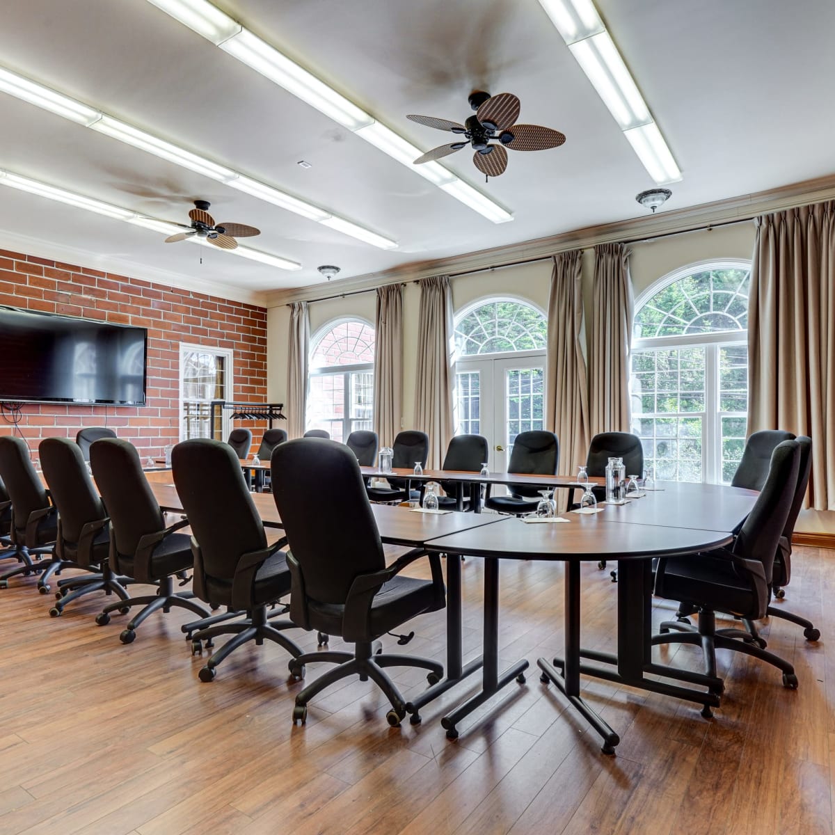 Meeting room.
